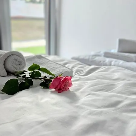 Zlote Sady Apartamenty Na Mazurach Z Widokiem Na Jezioro Mikołajki Esterno foto